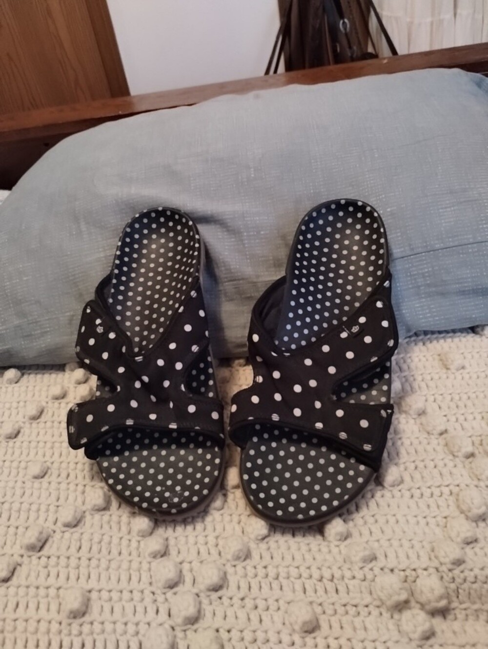 Spenco Women Black/ What Polka Dot Slipons Sz 11 D